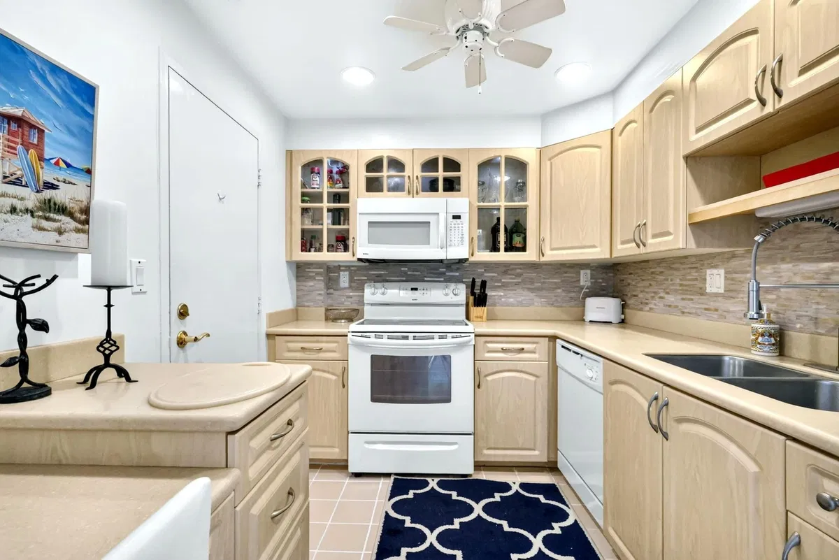 South Palm Beach Unit 3070 photo 7