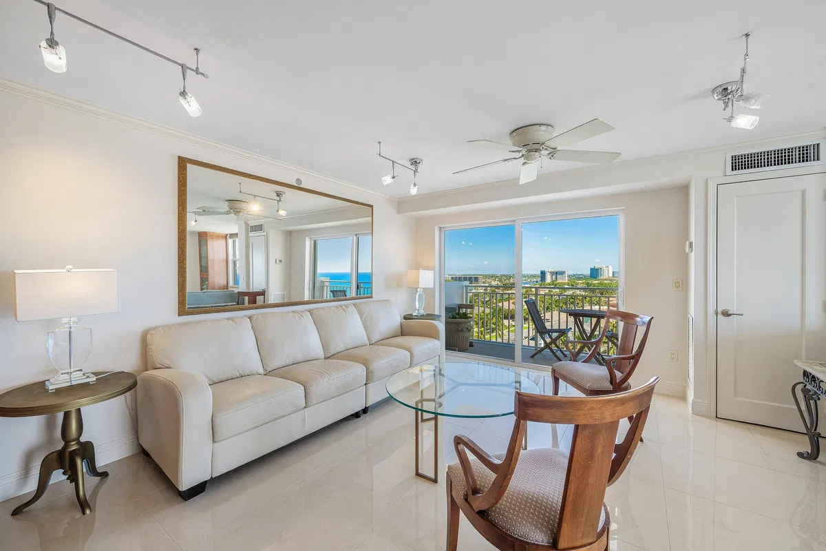  Unit 1008 photo 13