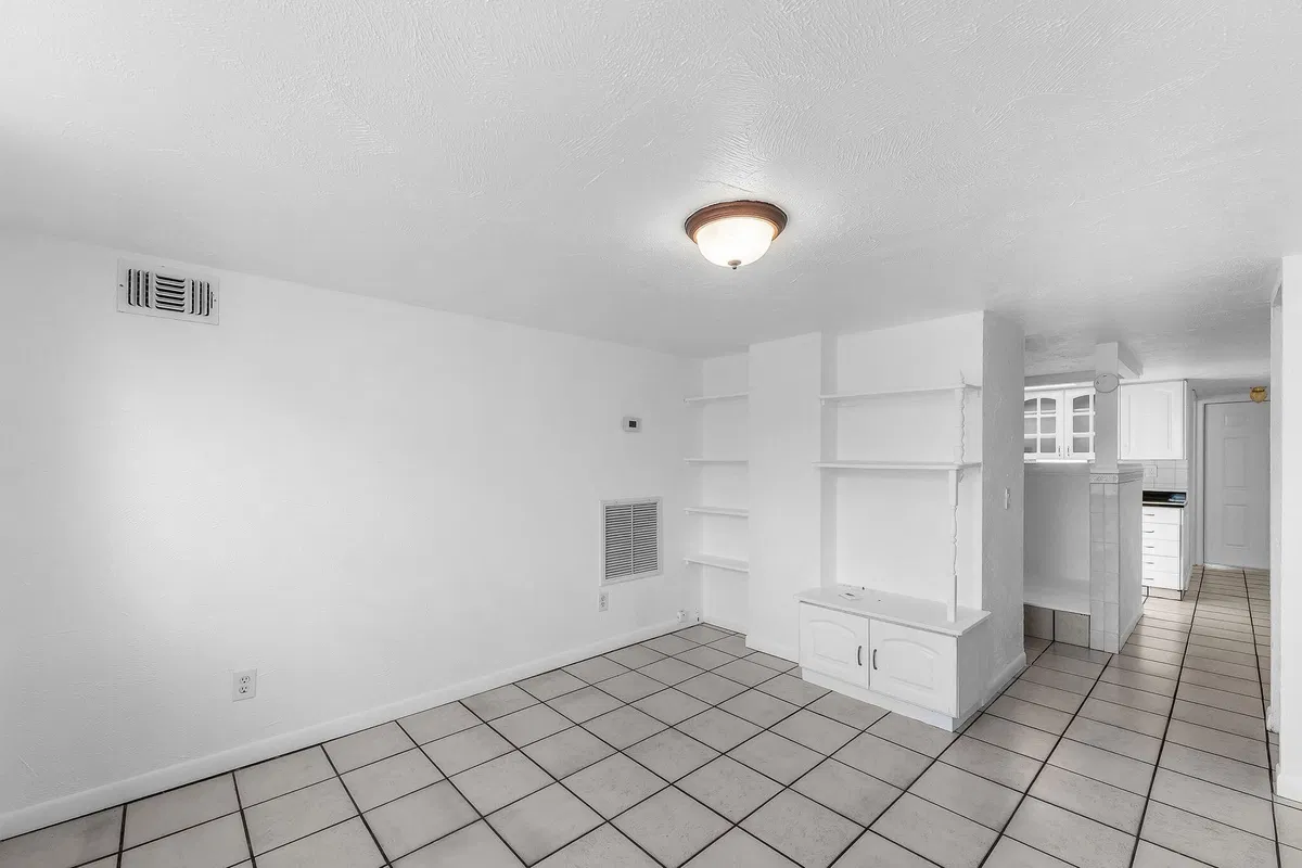 Residence photo 10