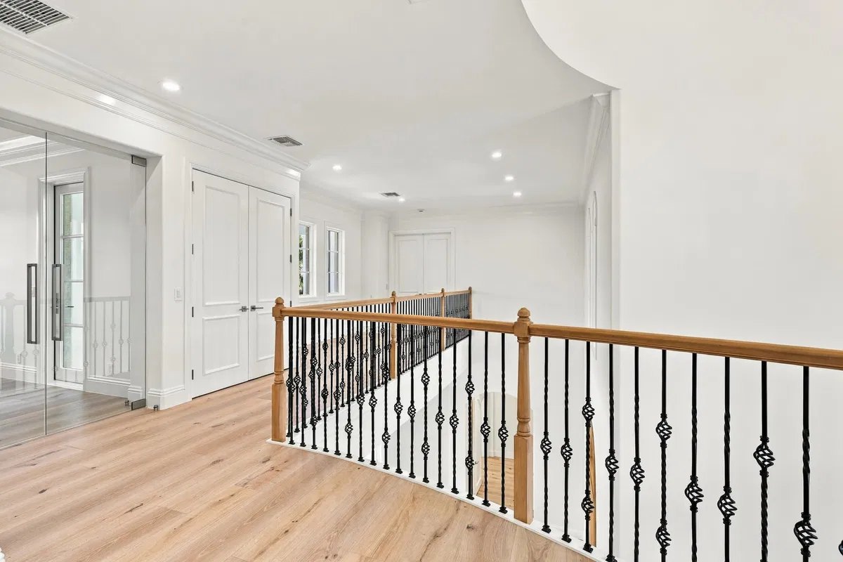  Residence photo 31