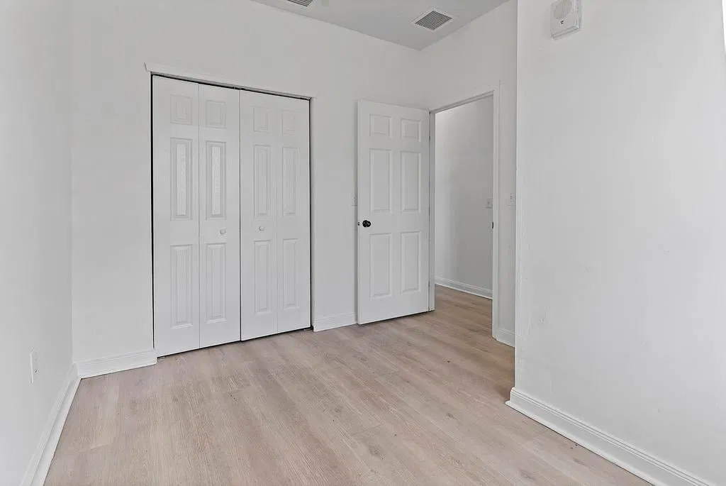  Unit 5 photo 16