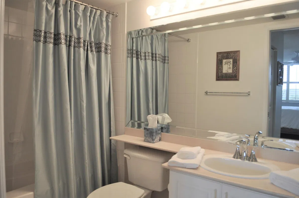 Unit 301 photo 25