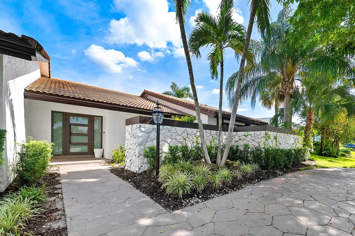 Residence photo 4