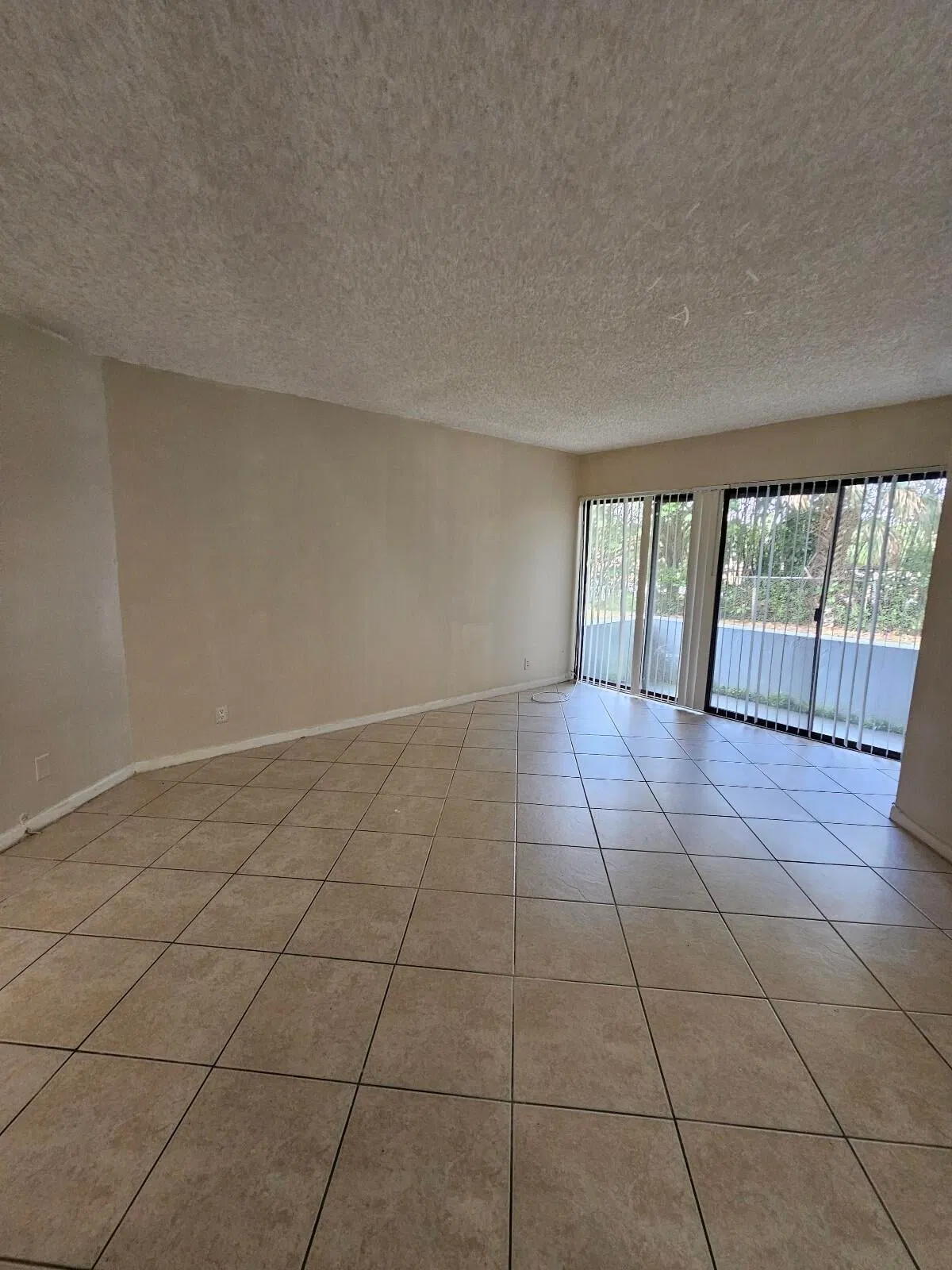 Unit 104 photo 4