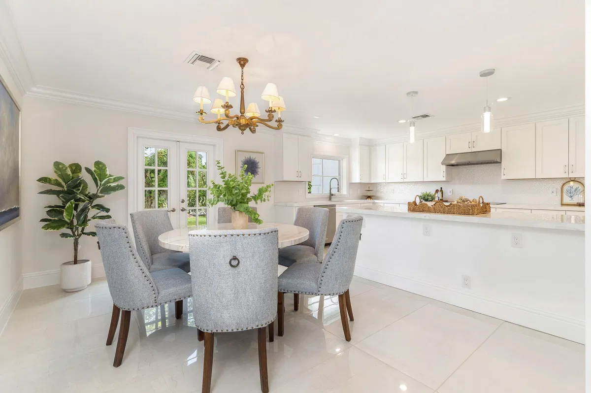 North End Palm Beach Residence photo 7