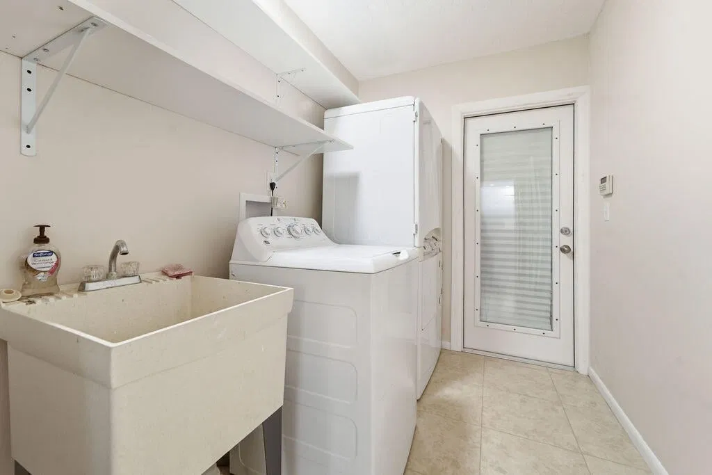 Residence photo 28