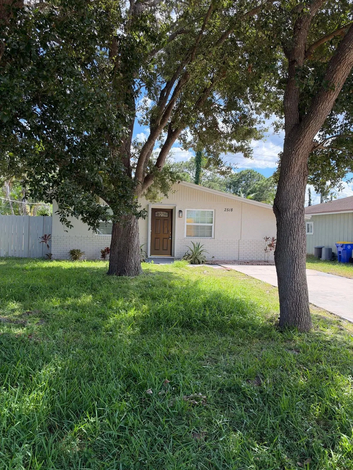 Residence photo 34