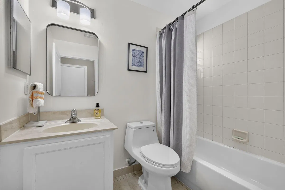Residence photo 19