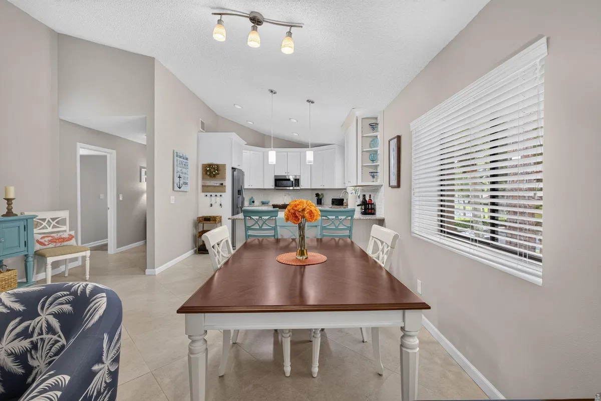 PGA National Palm Beach Gardens Unit 201 photo 10