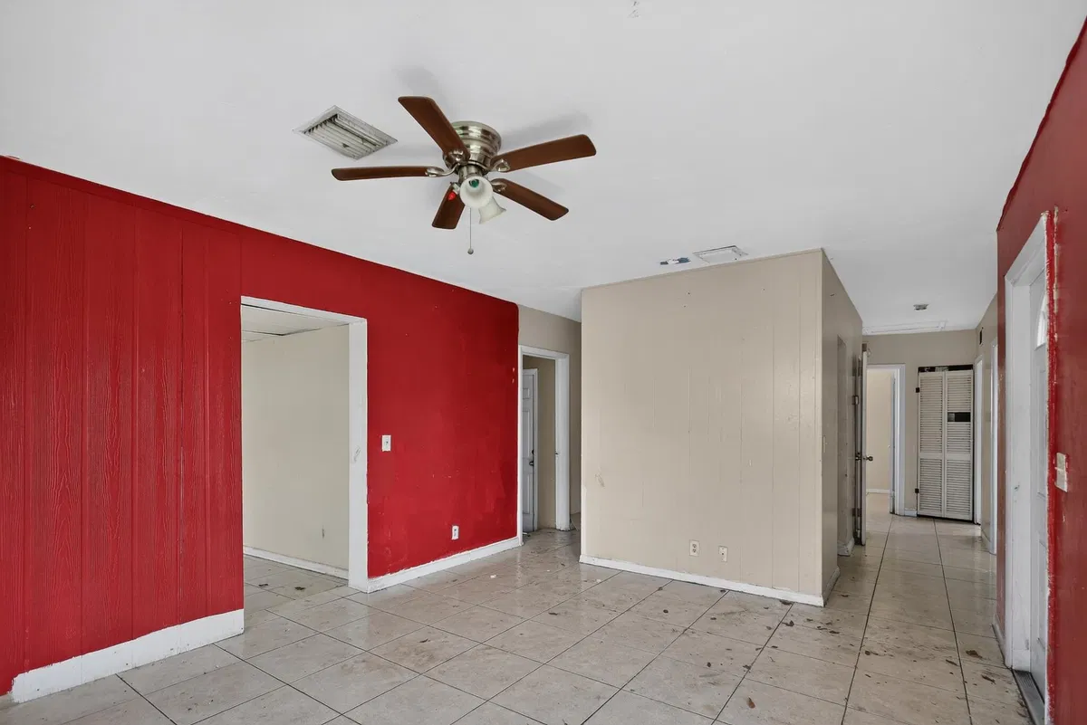  Residence photo 10