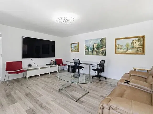 Residence photo 7
