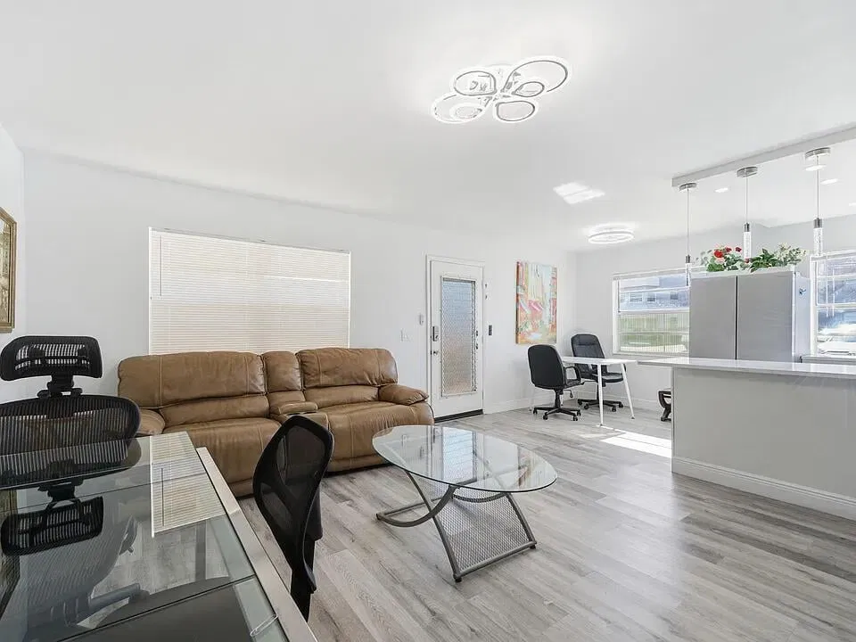 Residence photo 10