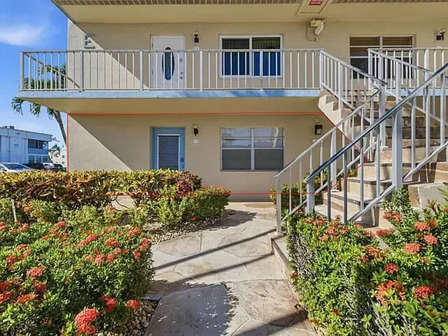 Residence photo 19