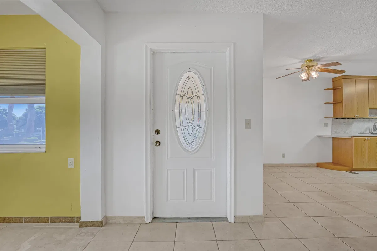 Residence photo 4