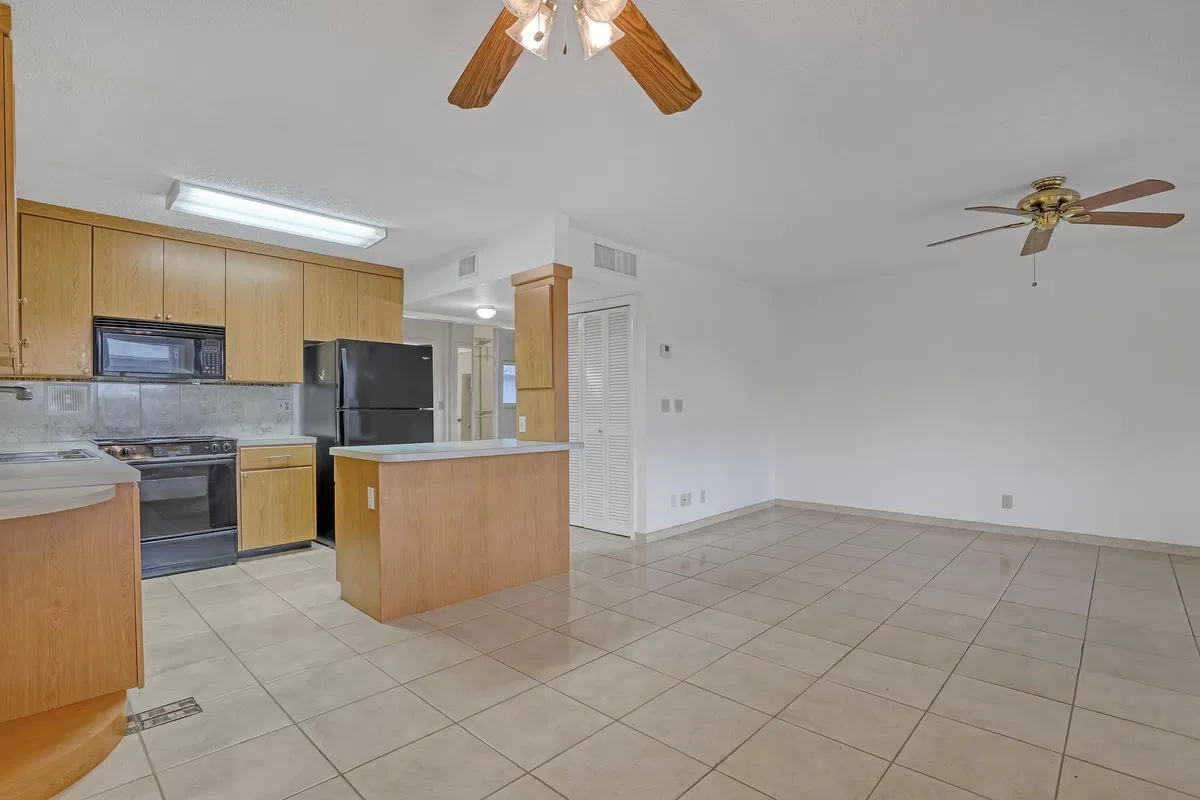 Residence photo 13