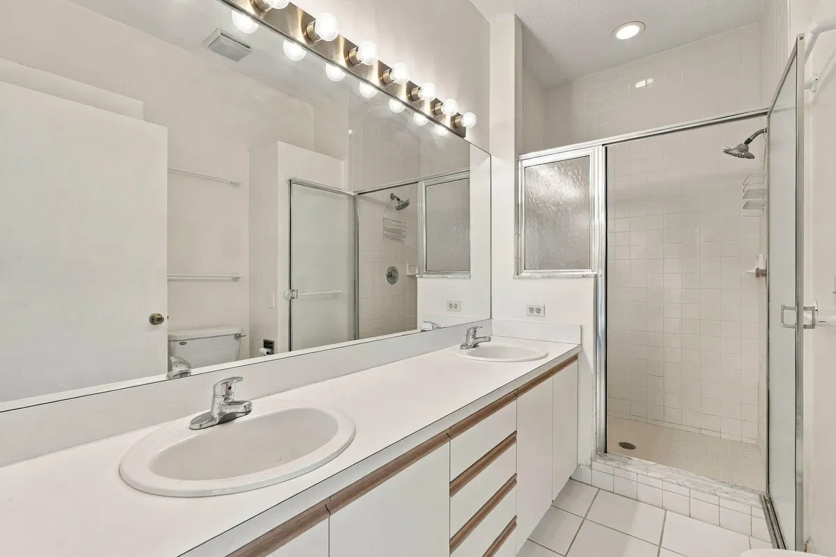 Unit 35-348 photo 37