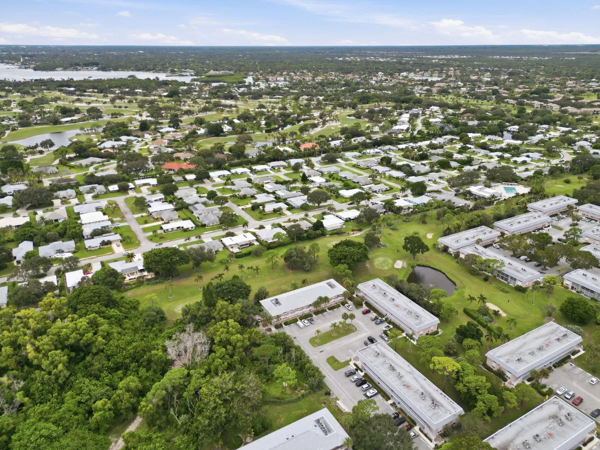 Unit 35-348 photo 64