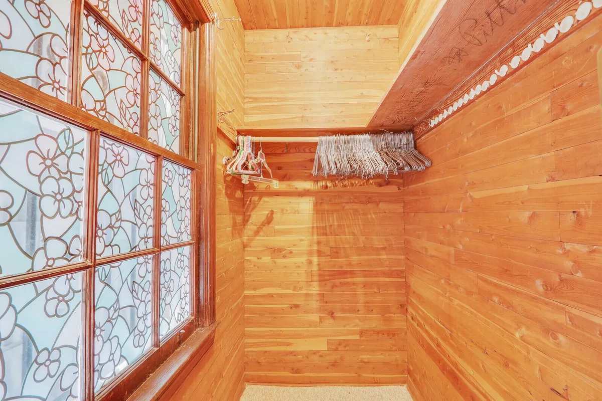 Residence photo 28