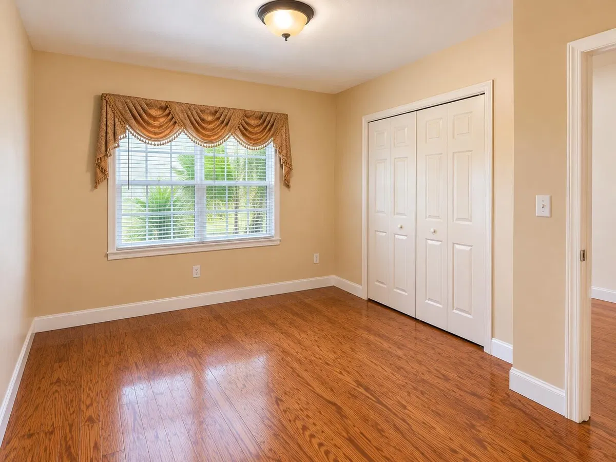 Residence photo 4