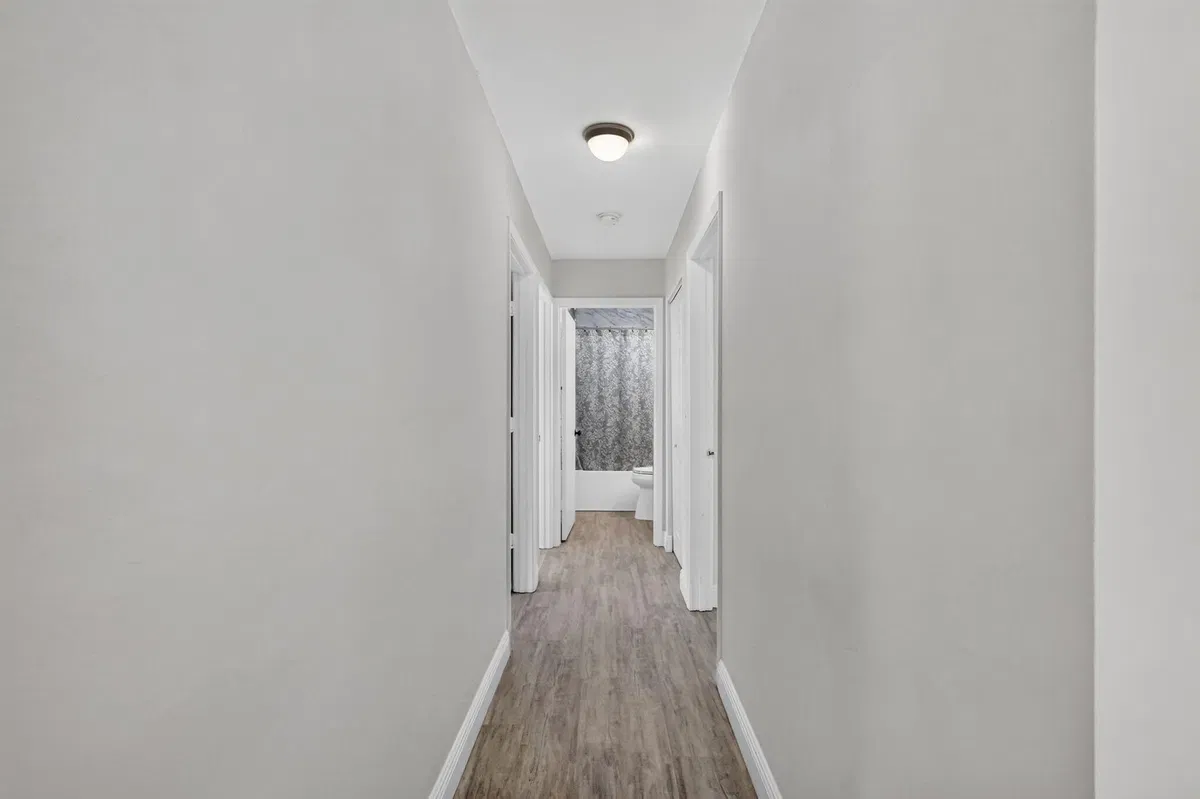 Residence photo 10