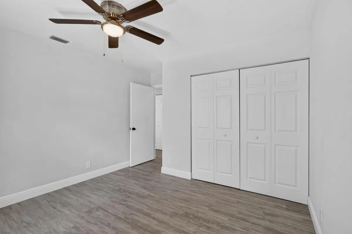 Residence photo 13