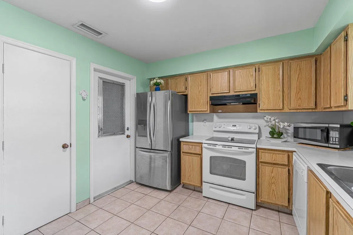 Residence photo 10