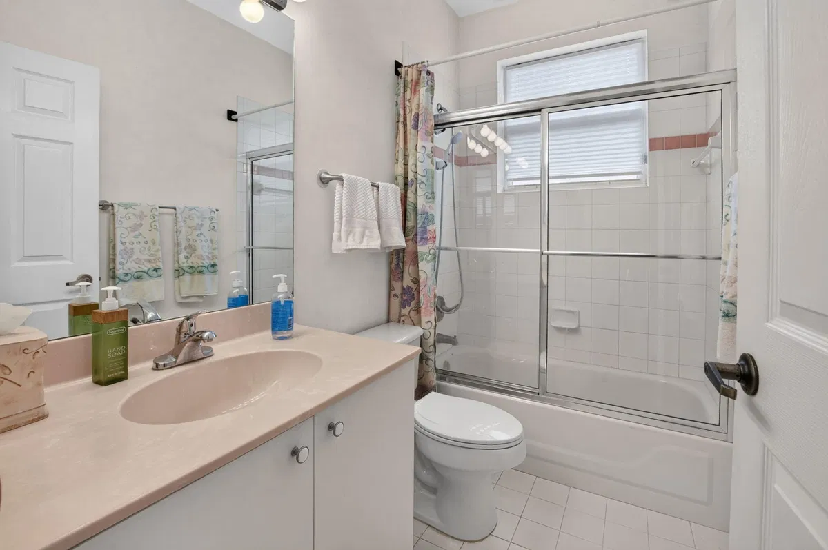  Residence photo 37