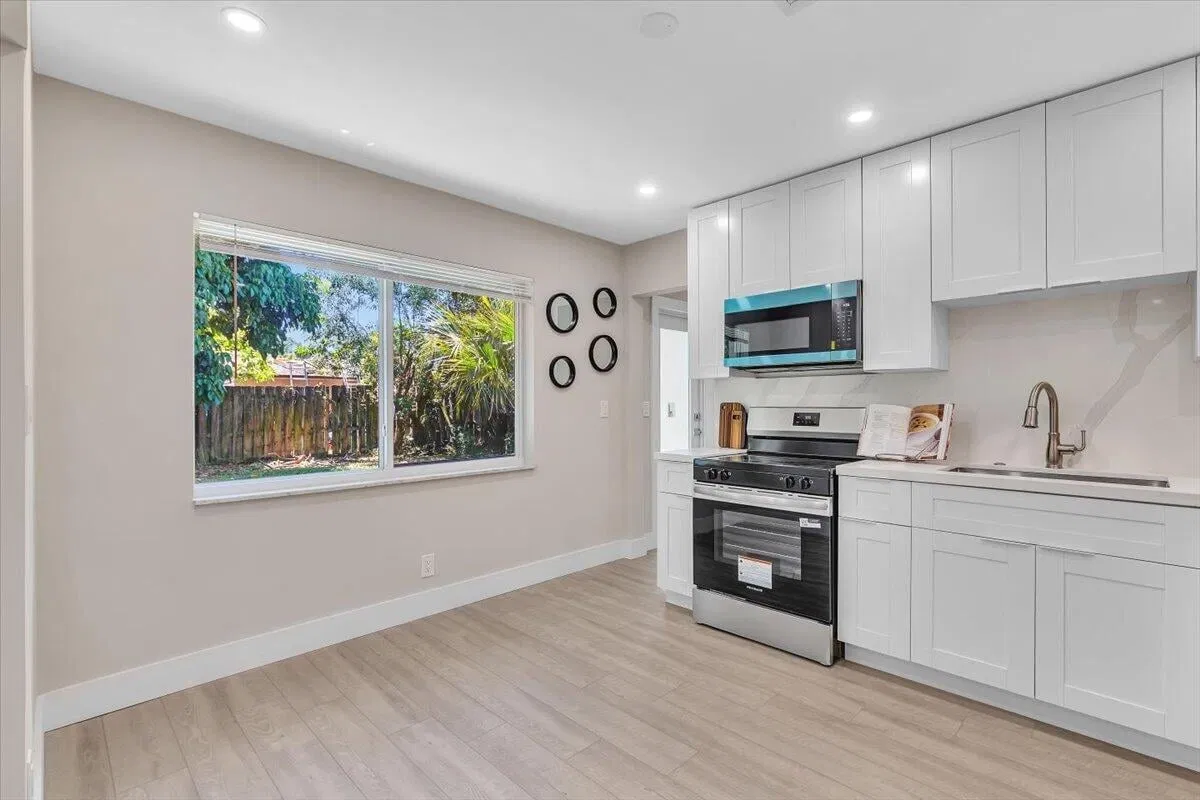 Residence photo 19