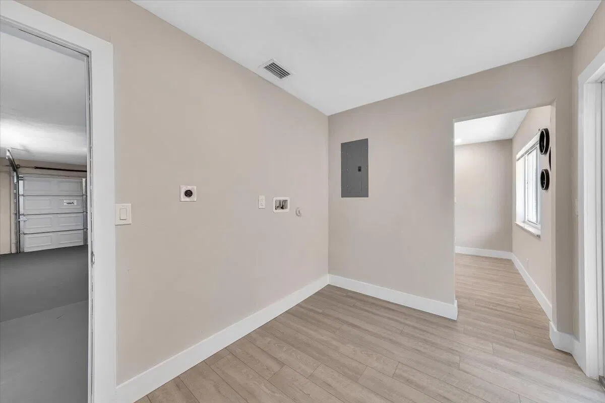 Residence photo 25