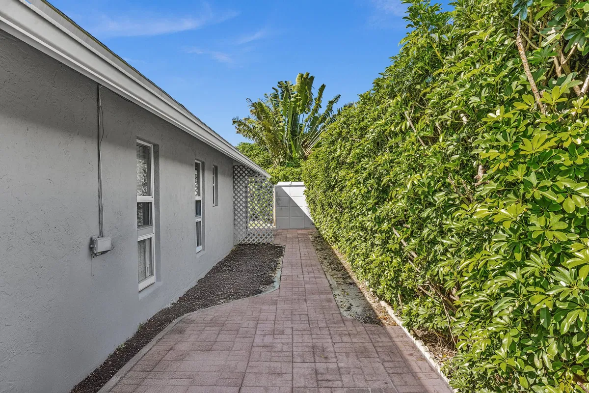 Residence photo 13