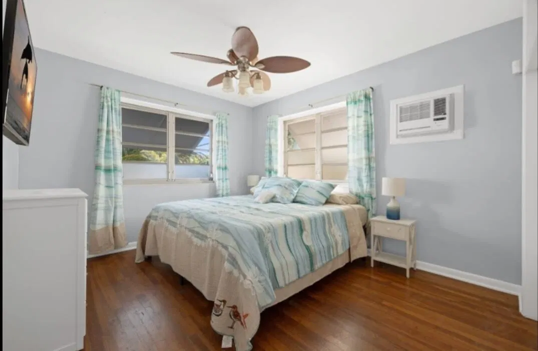 Residence photo 4