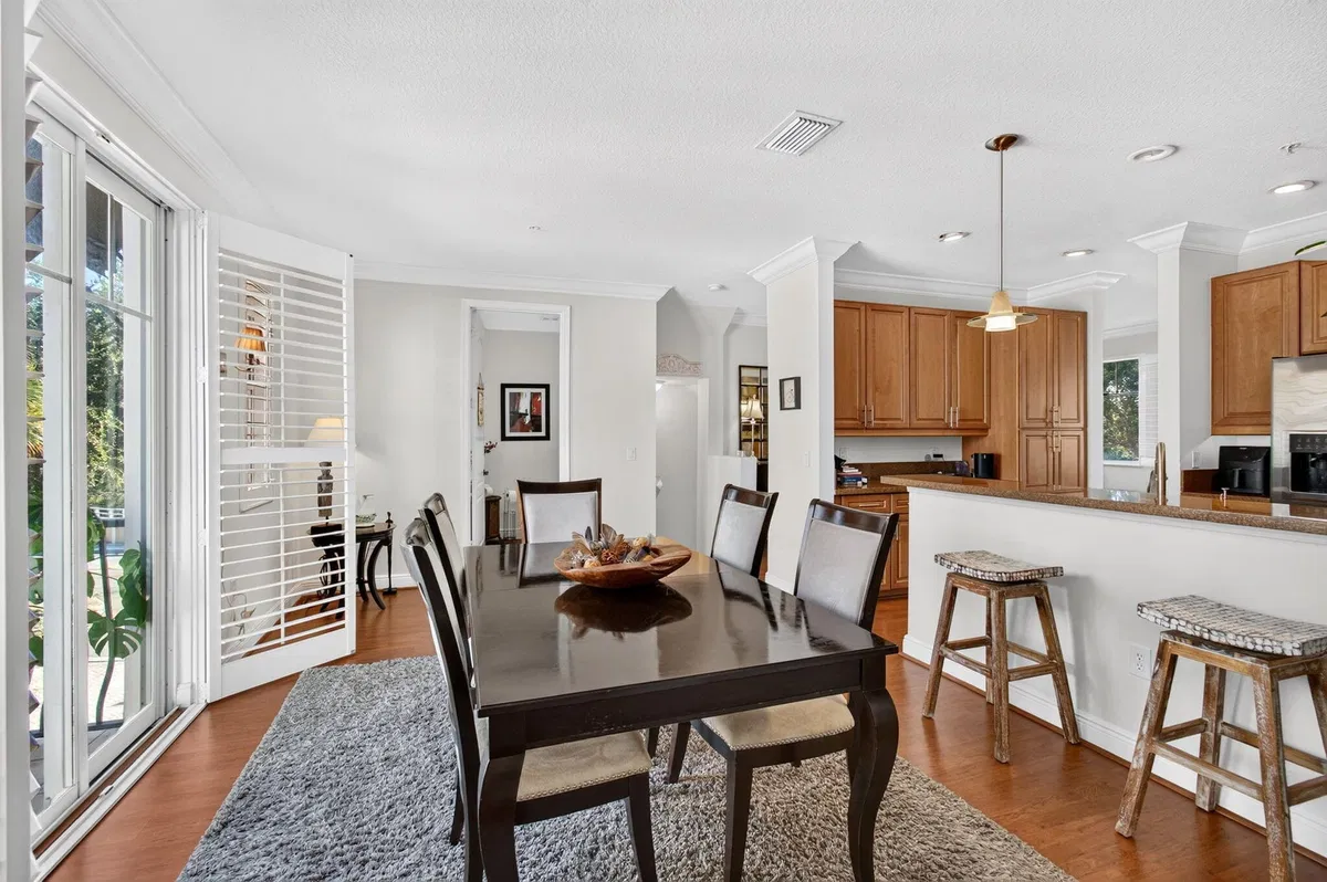 Residence photo 28