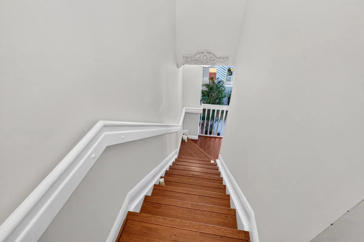 Residence photo 43