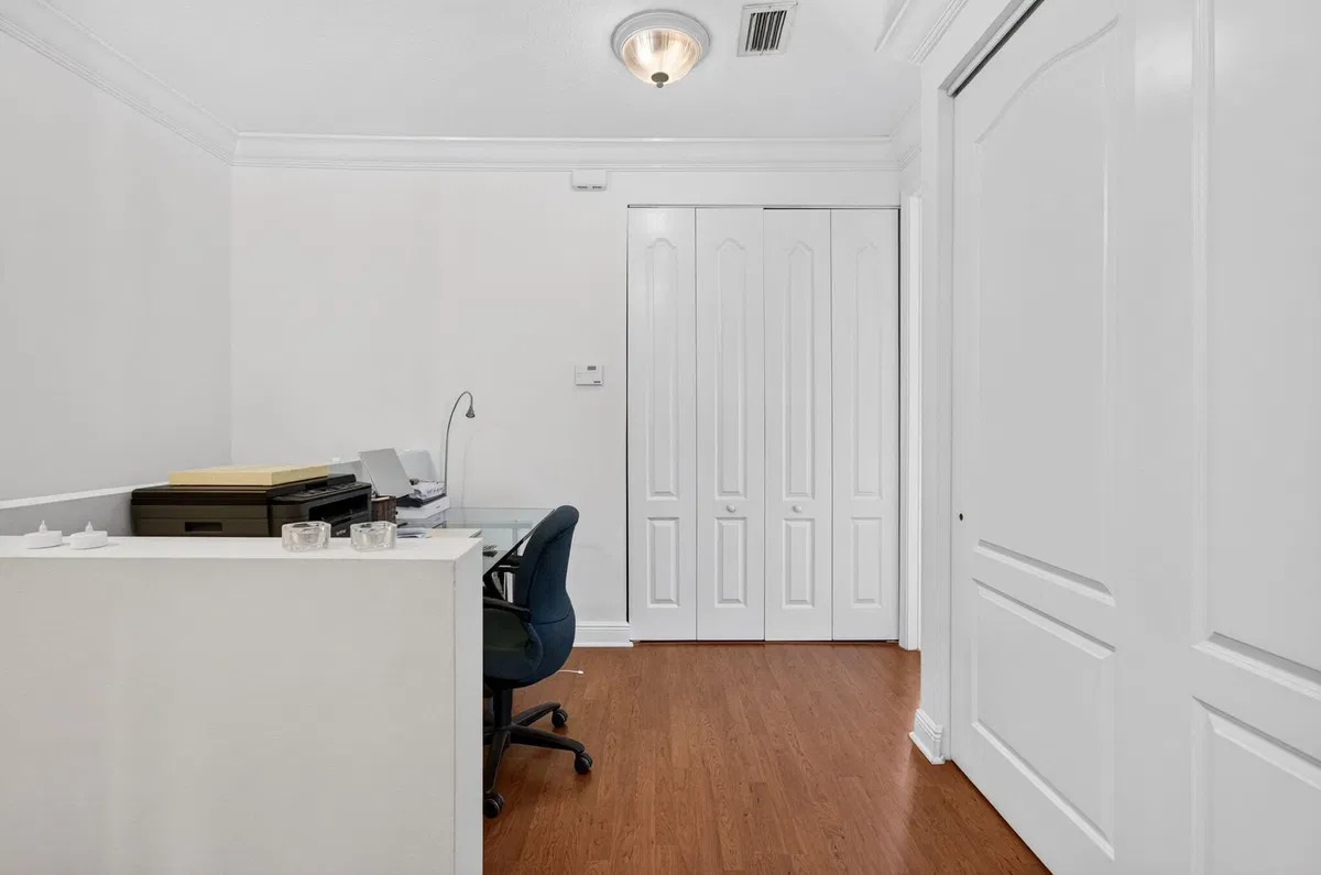 Residence photo 46