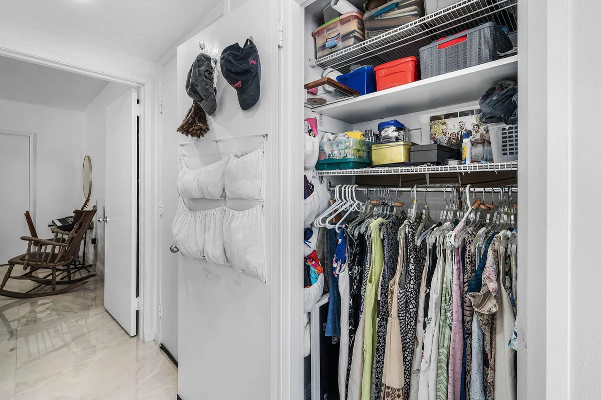 Unit 206 photo 19