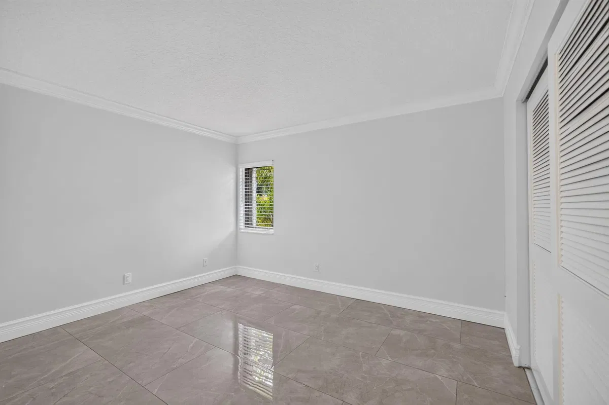 Residence photo 31