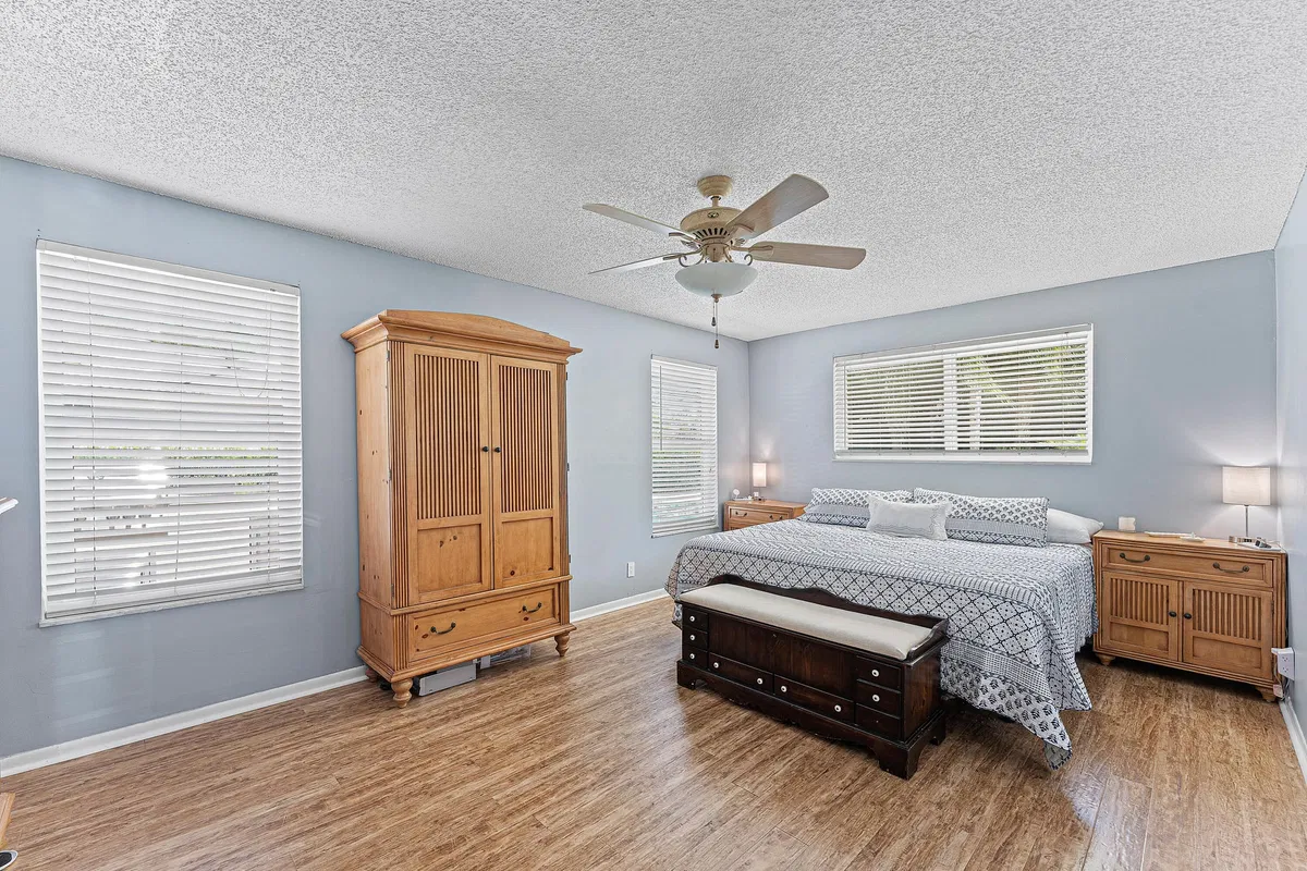  Residence photo 22