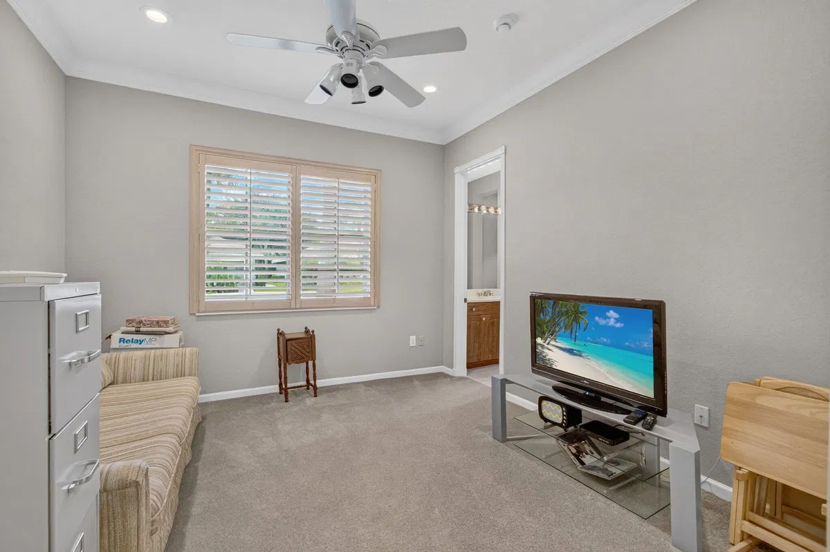 Residence photo 46