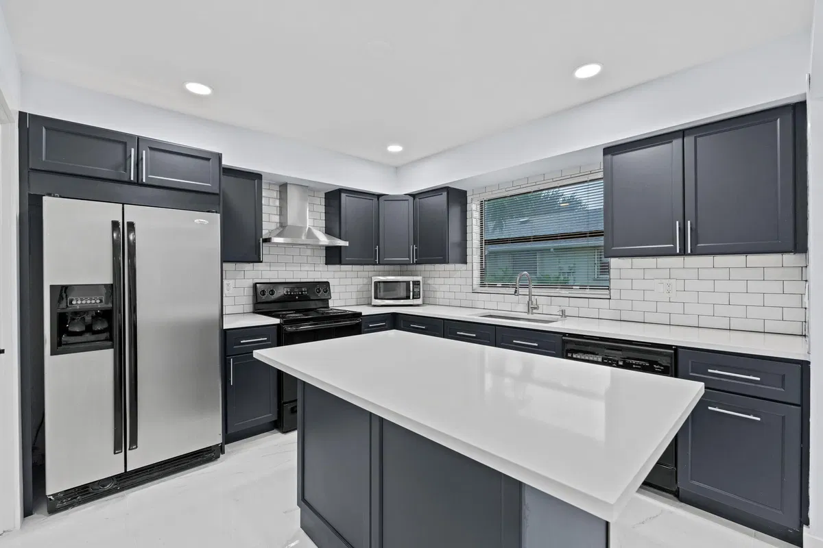  Residence photo 7
