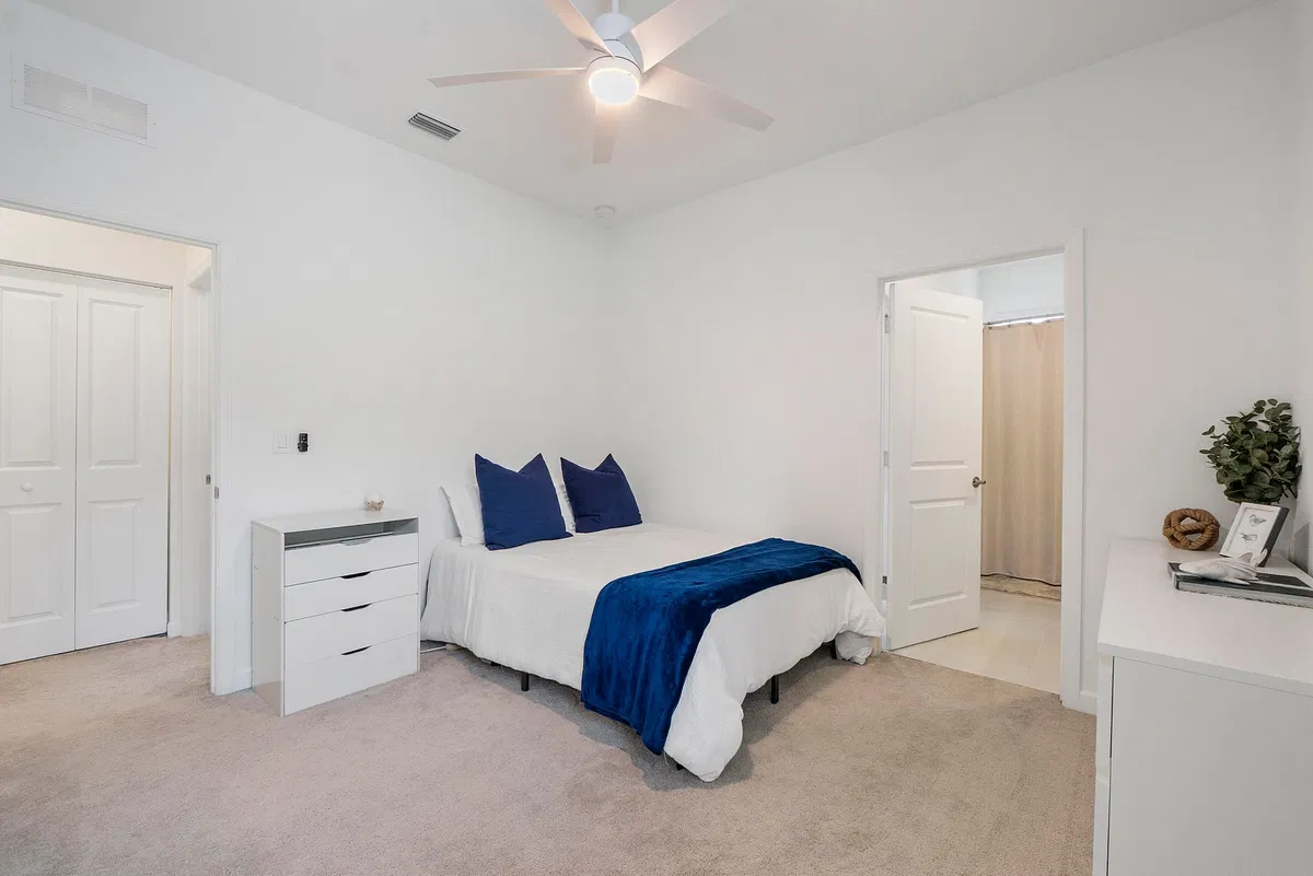 Residence photo 22