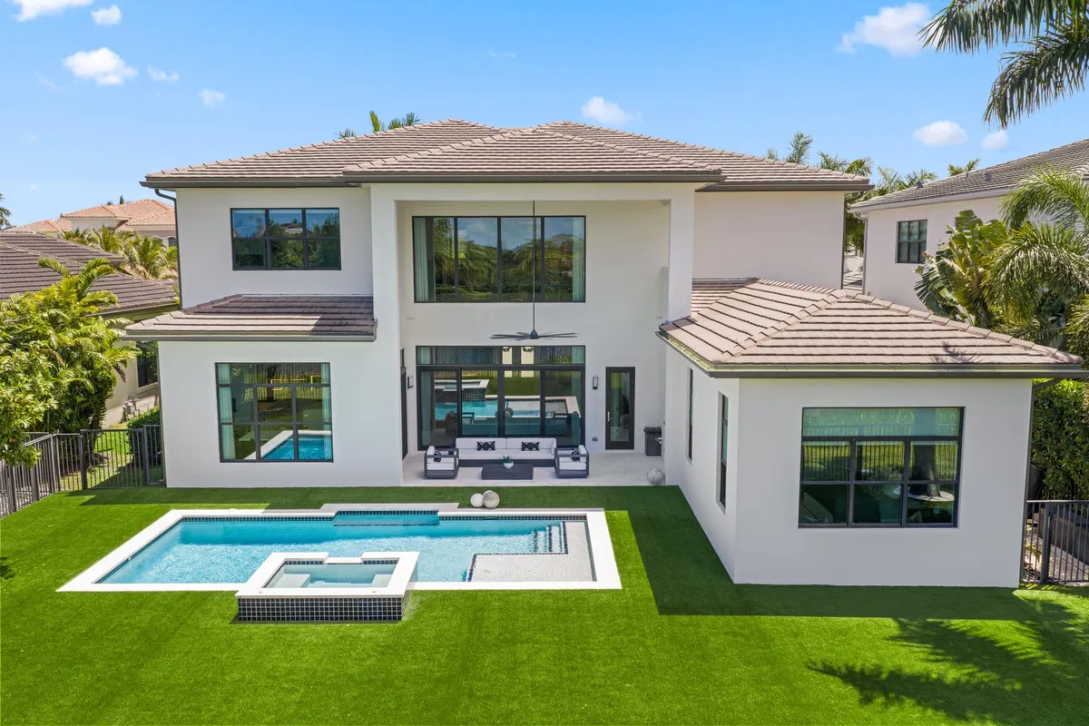 Boca Bridges Residence photo 28