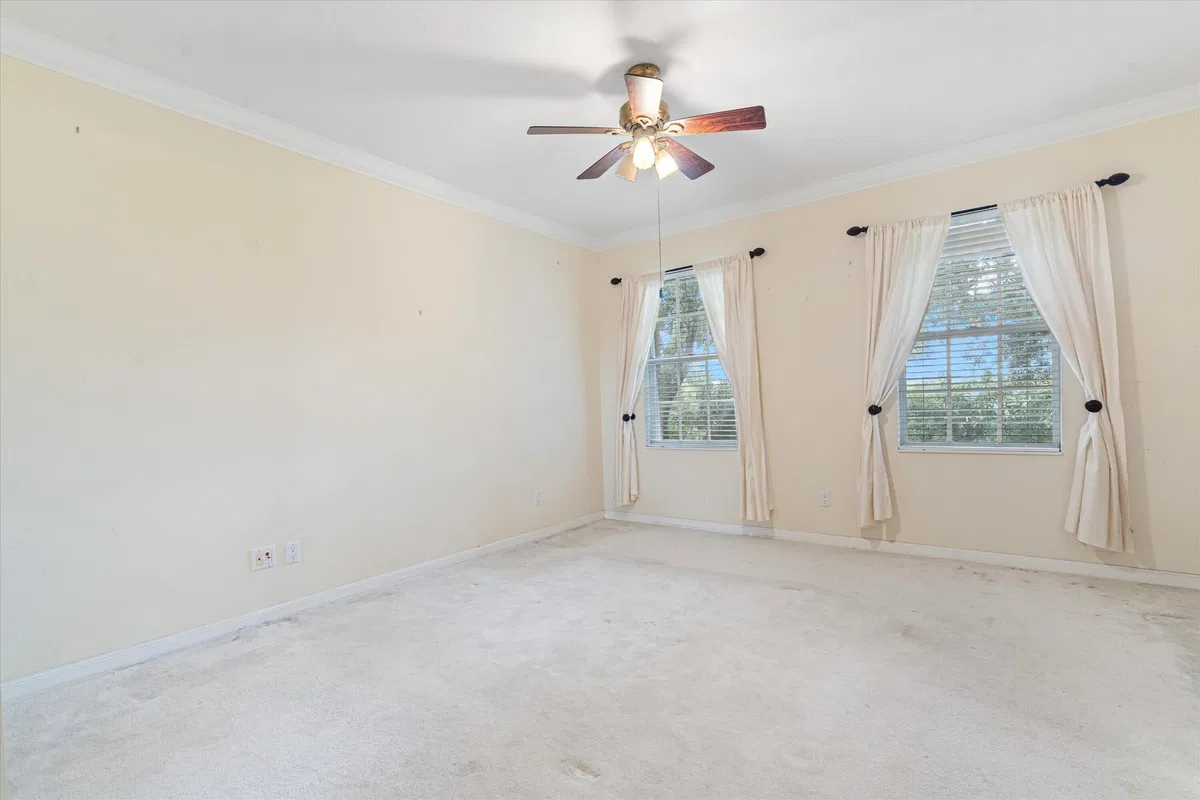 Residence photo 13
