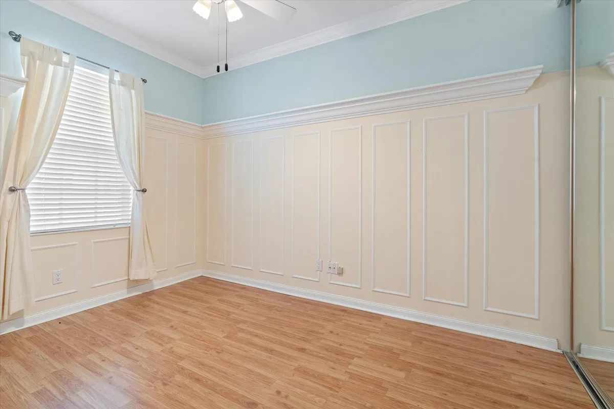 Residence photo 22