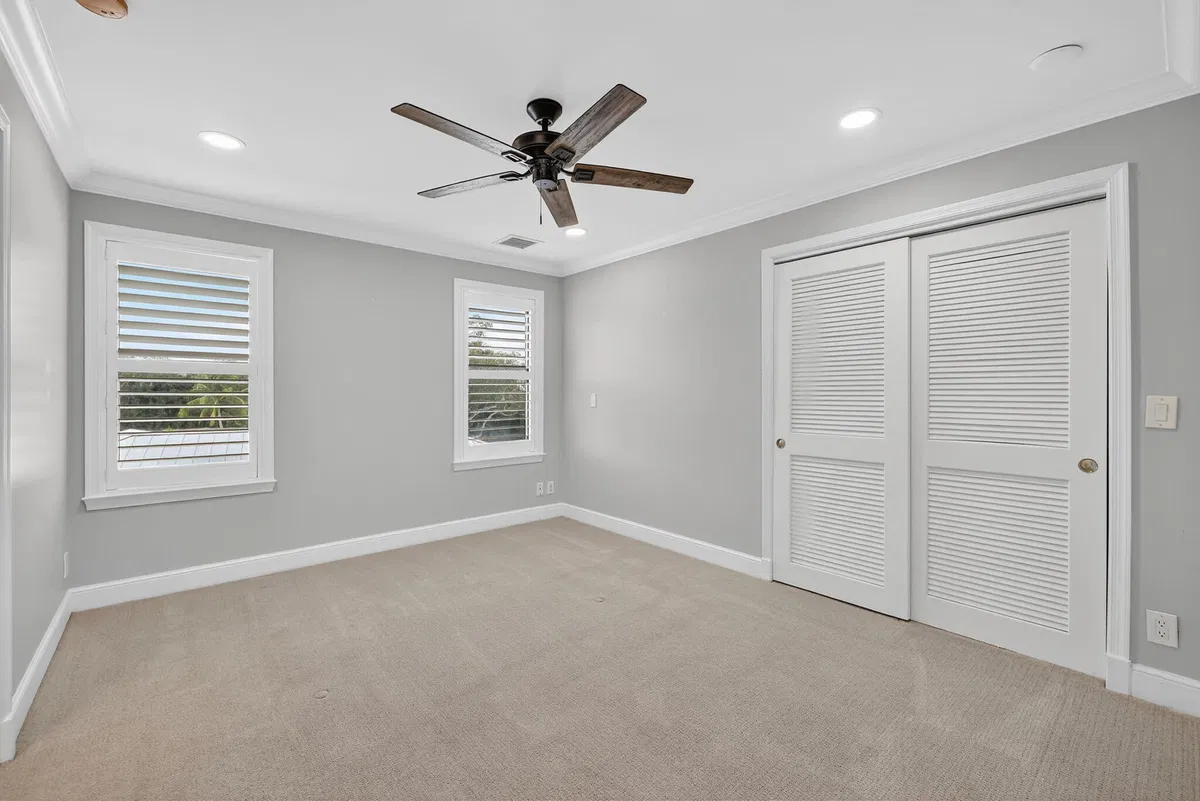 Unit 308 photo 79