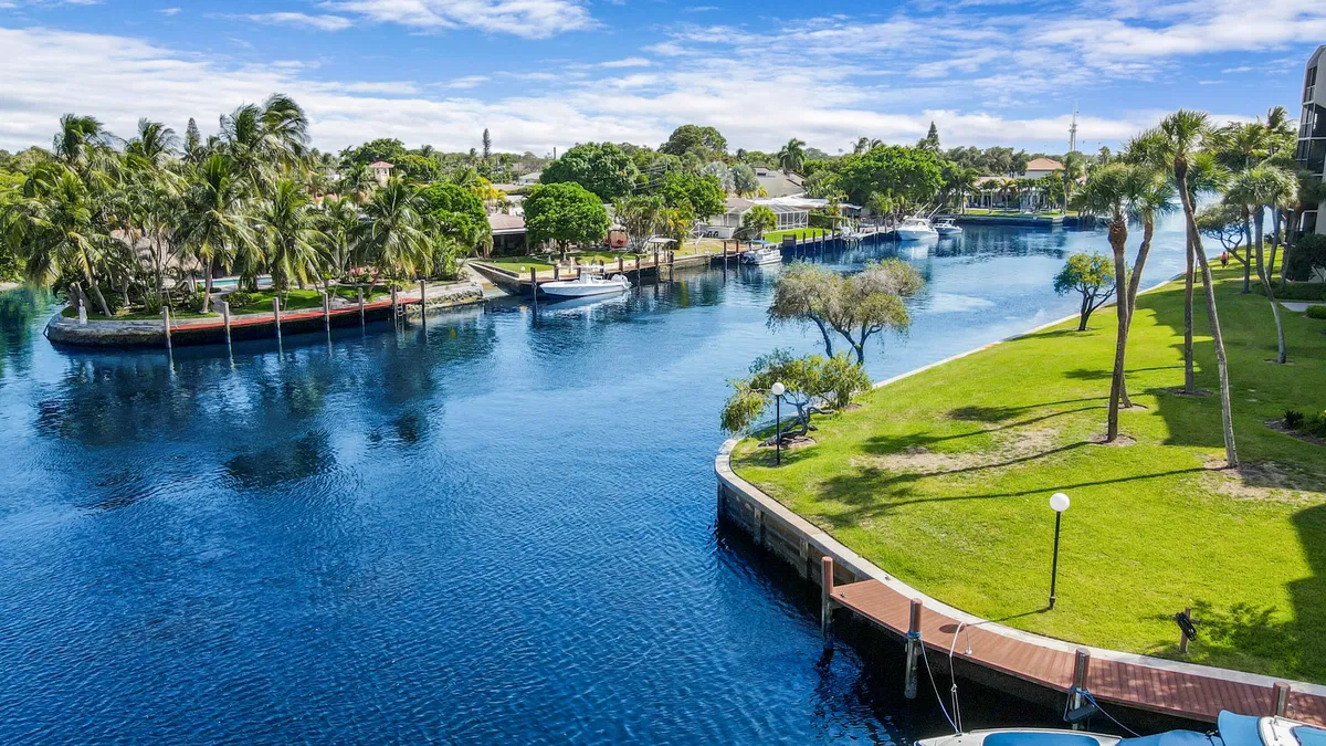 Boca Raton Unit 2010 photo 31