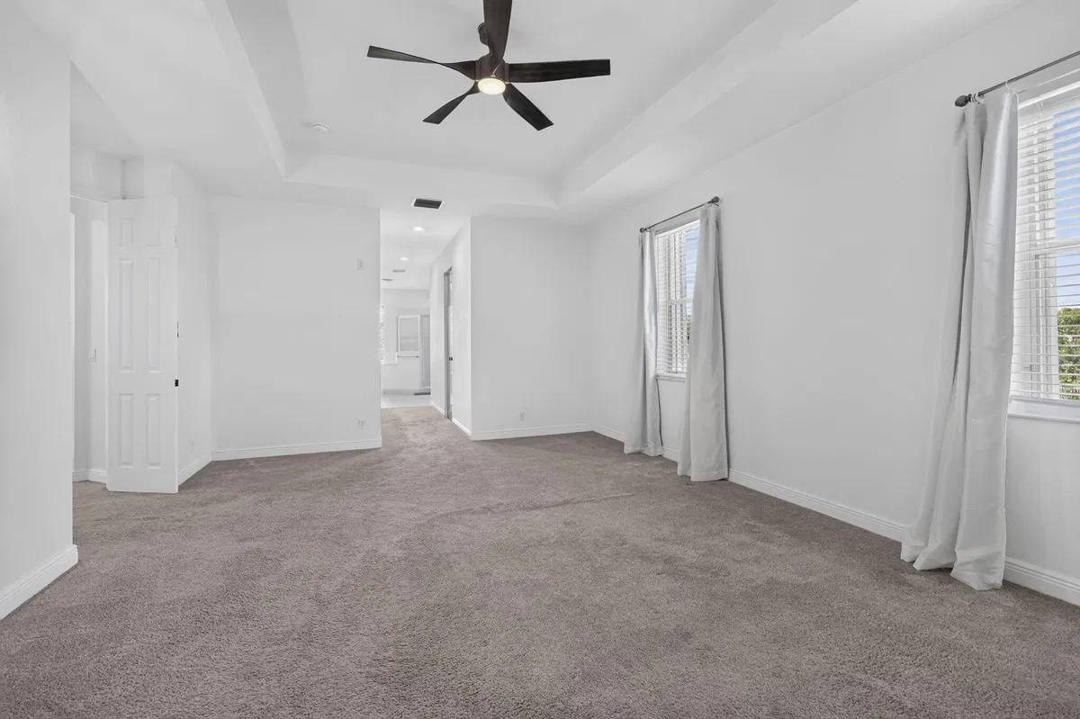  Residence photo 52