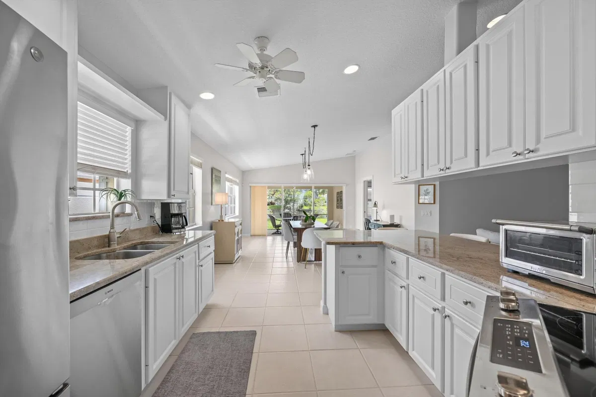 Residence photo 7