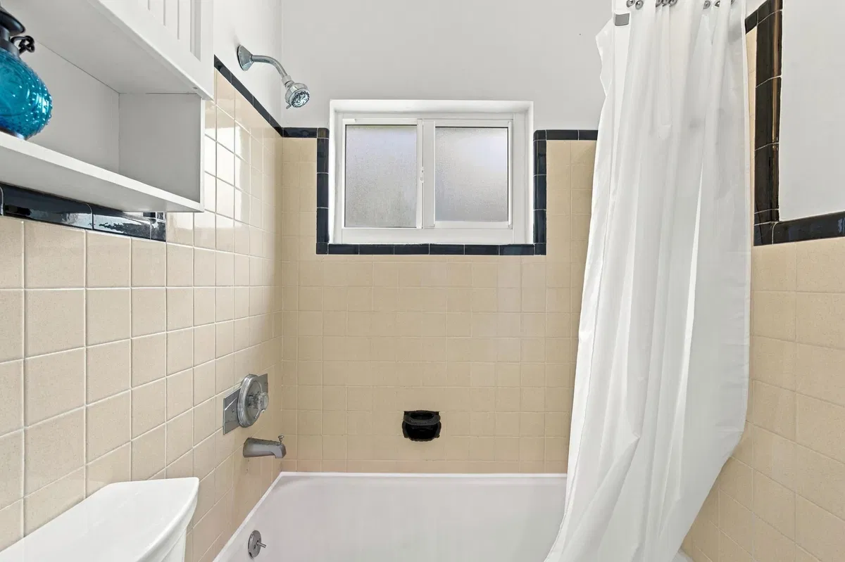  Residence photo 16