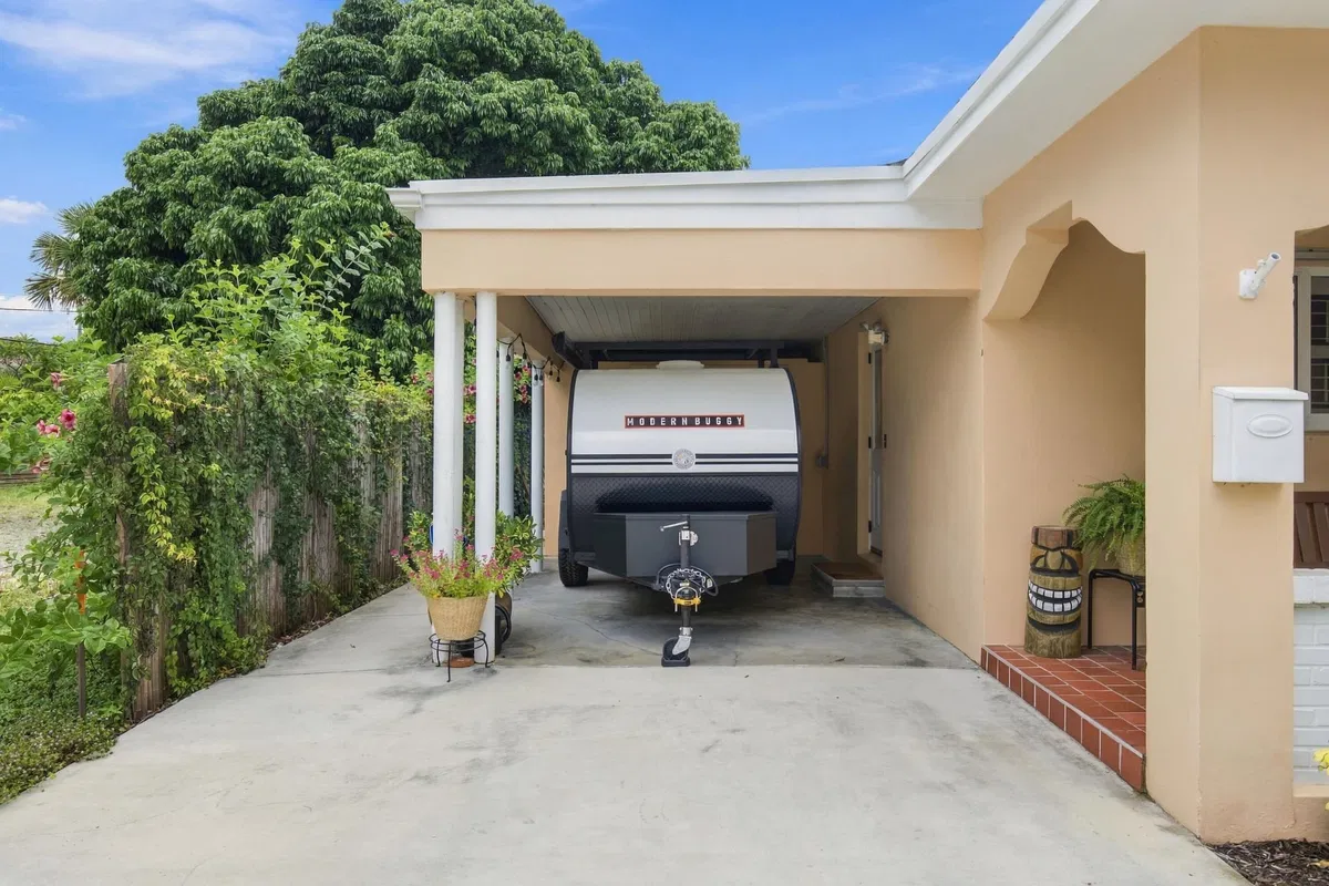  Residence photo 25
