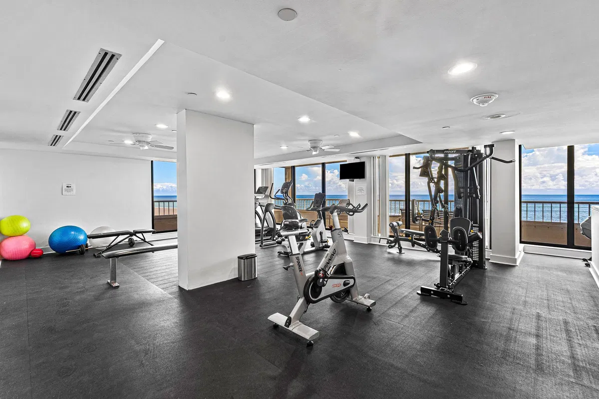 Singer Island Unit 3N photo 22